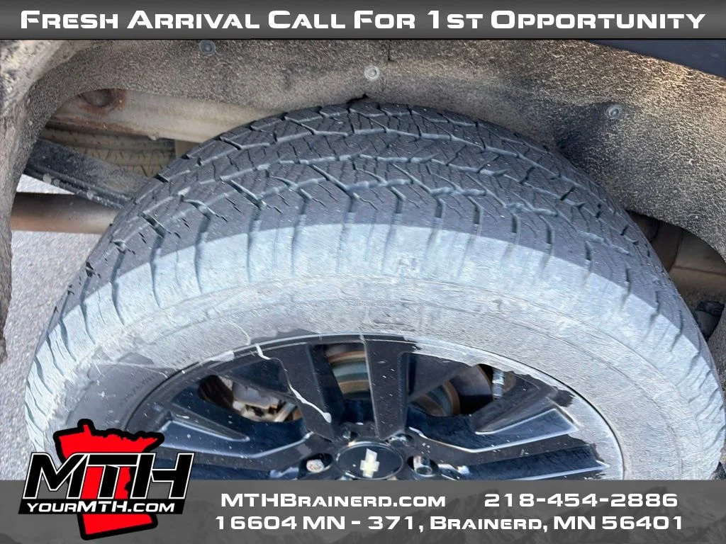 Used 2019 Black Chevrolet High Country image 9
