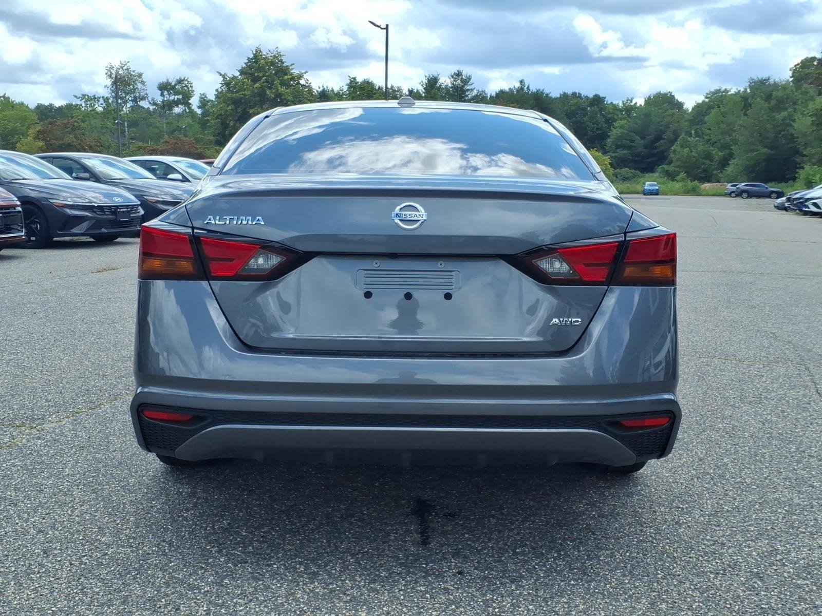 Used 2019 Gun Metallic Nissan 2.5 S image 6