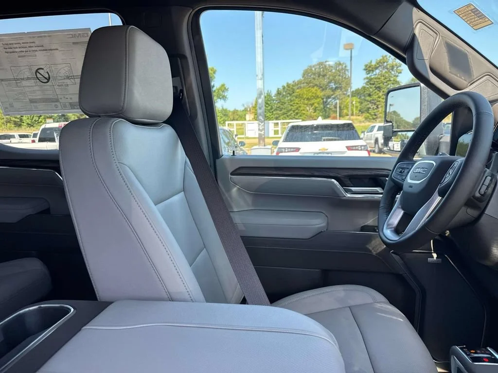 New 2026 Summit White GMC SLT image 21