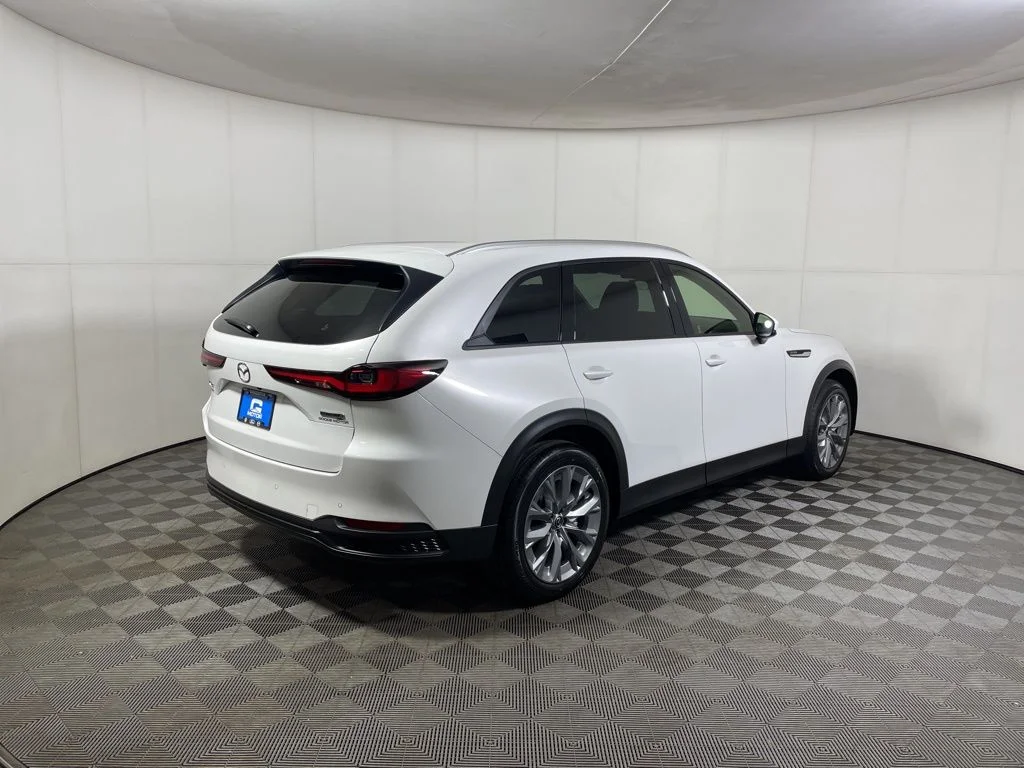 2026 Mazda CX-90 Preferred Package - Photo 7