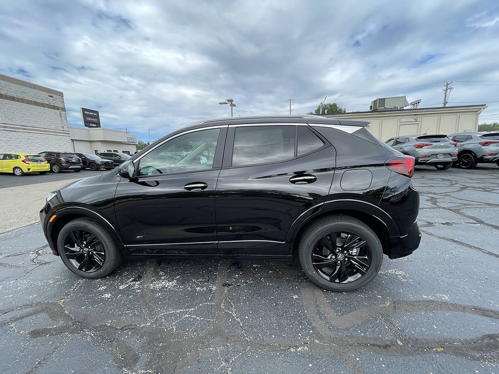 2026 Buick Encore GX Sport Touring - Photo 9