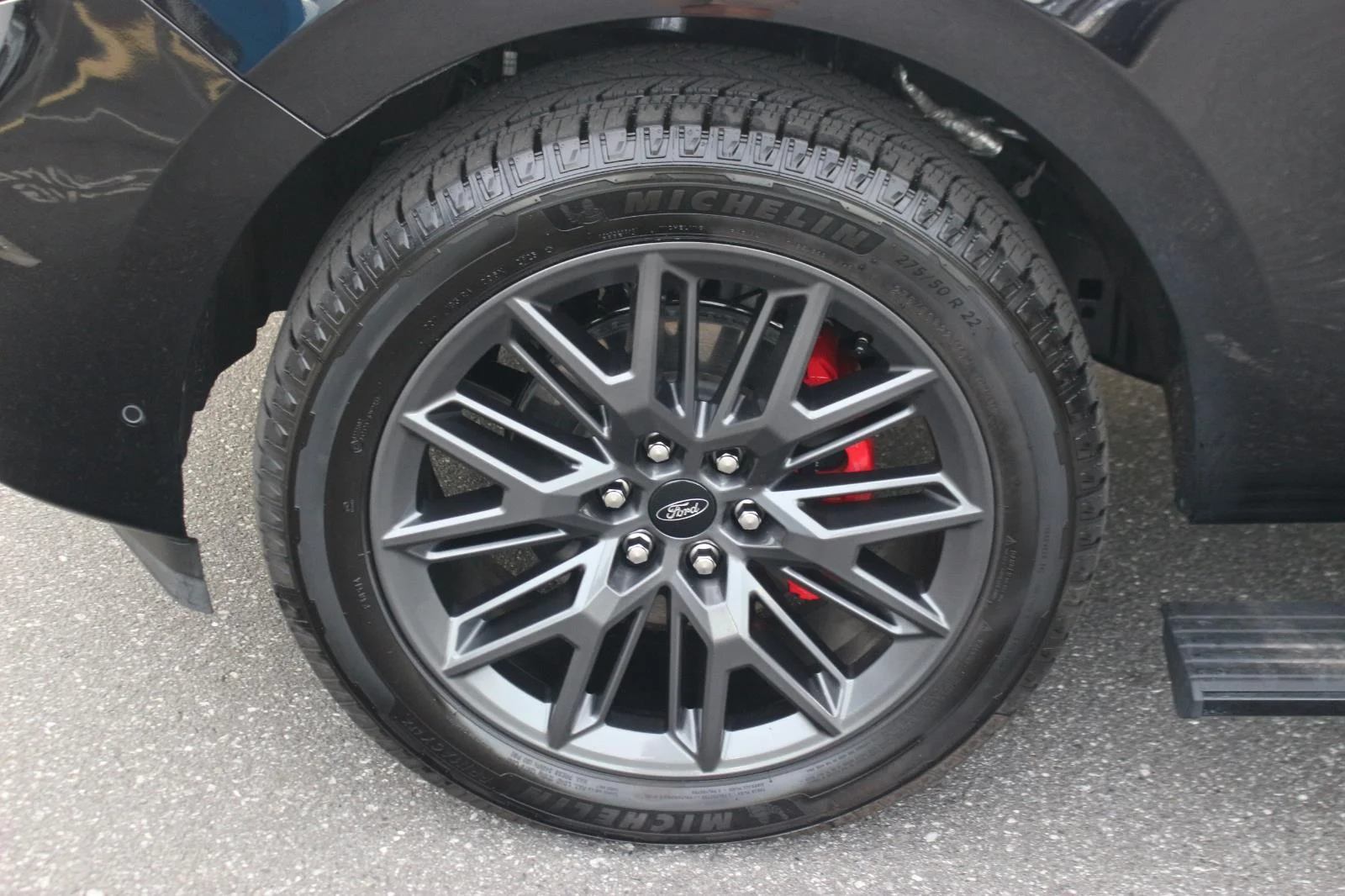 Used 2025 Black Ford Platinum image 45