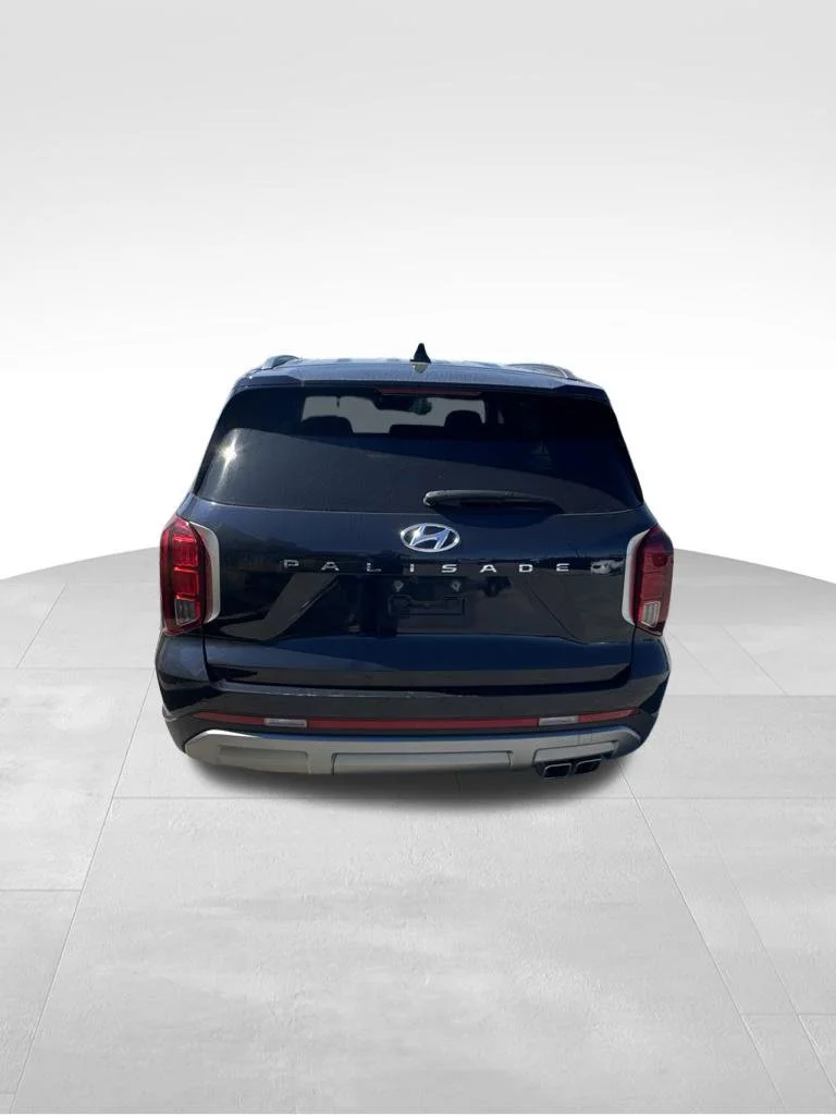 Used 2025 Moonlight Cloud Hyundai SEL image 5