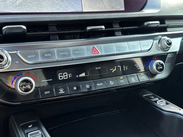 Used 2025 Gray Kia SX X-Line image 29