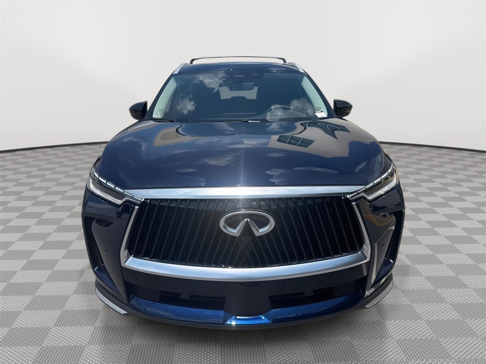 New 2027 GRAND BLUE INFINITI Luxe FWD image 3