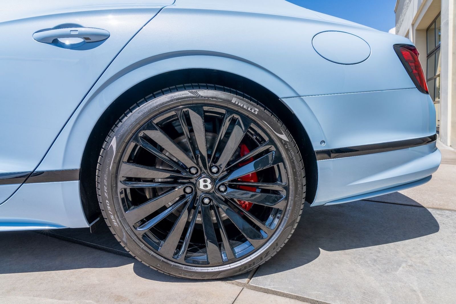 2025 Bentley Flying Spur Speed - Photo 20