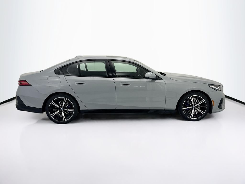 Used 2026 Gray Metallic BMW 530i image 4