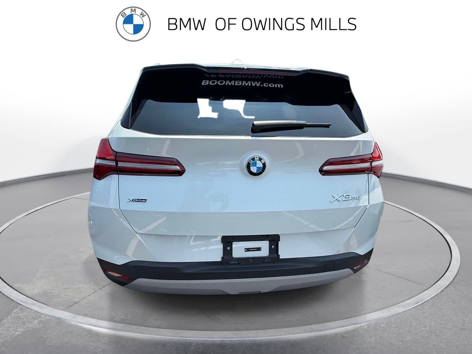 Certified Used 2026 Mineral White Metallic BMW 30 xDrive image 3
