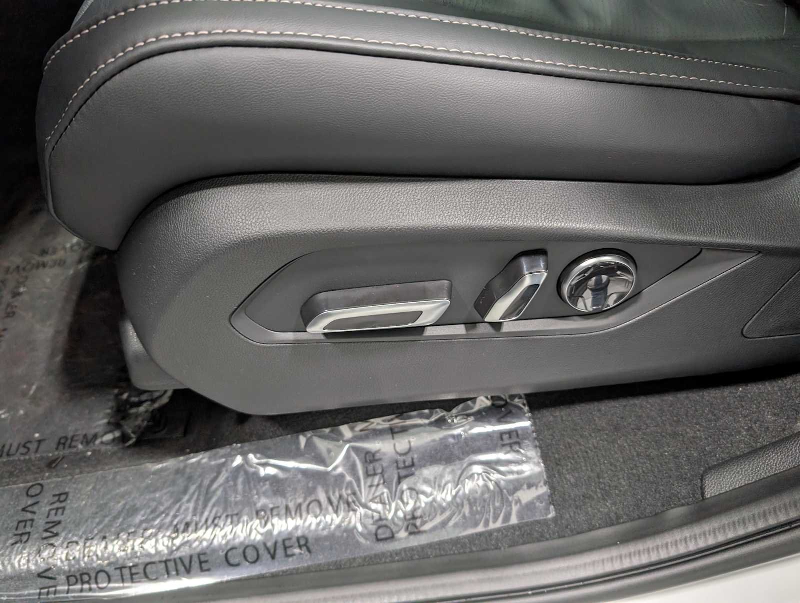New 2026 Platinum White Pearl Acura w/Technology Package image 41