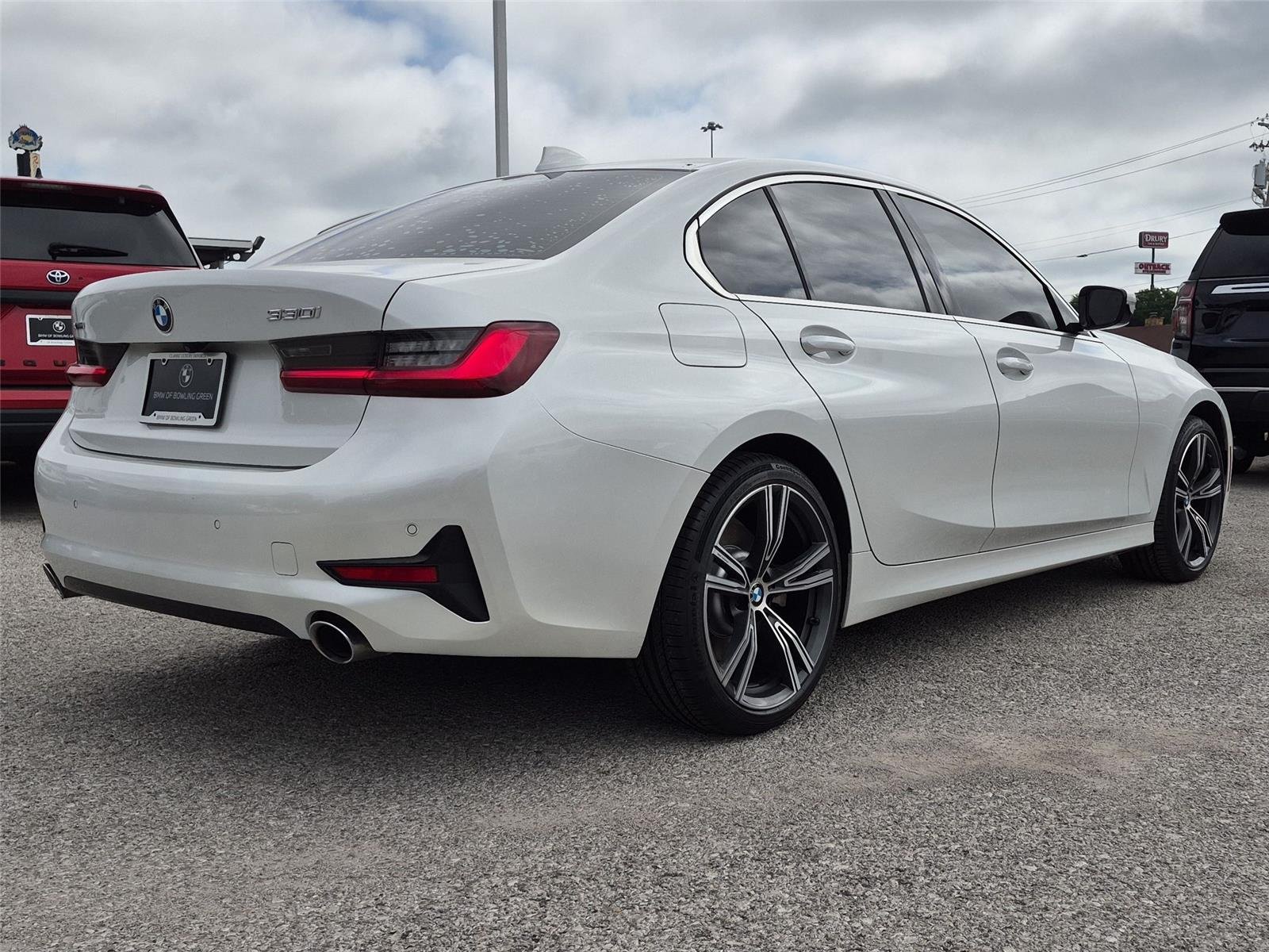 Used 2022 Mineral White Metallic BMW 330i xDrive image 4