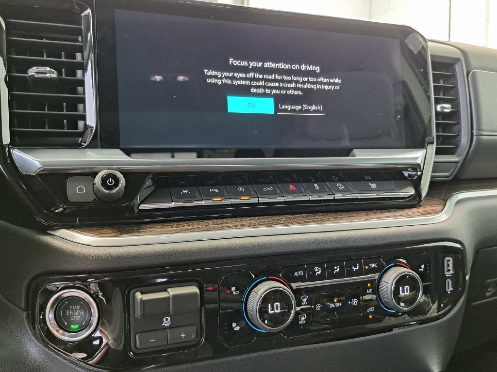 2026 Chevrolet Silverado 1500 RST Crew Cab Pickup Slide 9