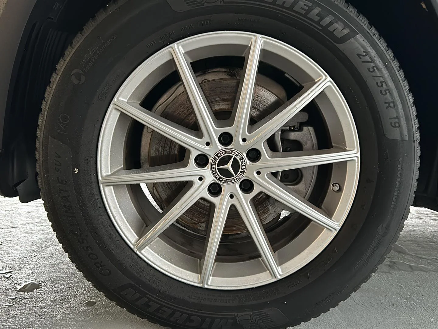 Used 2025 Silver Mercedes-Benz 4MATIC® image 10