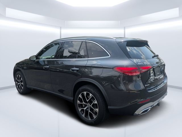 Used 2025  Mercedes-Benz GLC 350e image 5