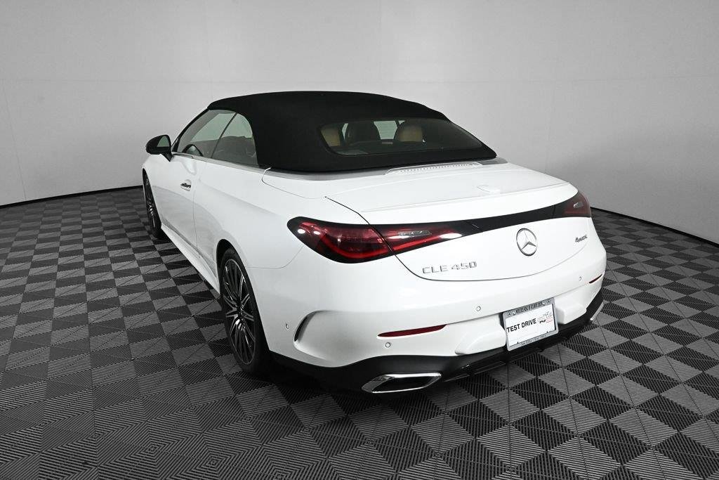 New 2027 MANUFAKTUR Moonlight White Metallic Mercedes-Benz CLE 450 image 4