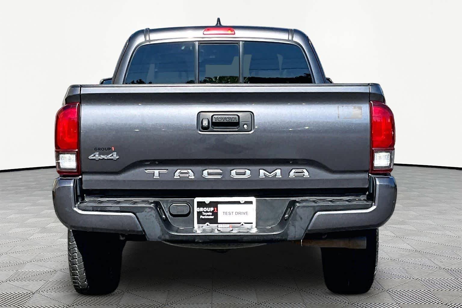 Used 2019 Magnetic Gray Metallic Toyota SR image 5