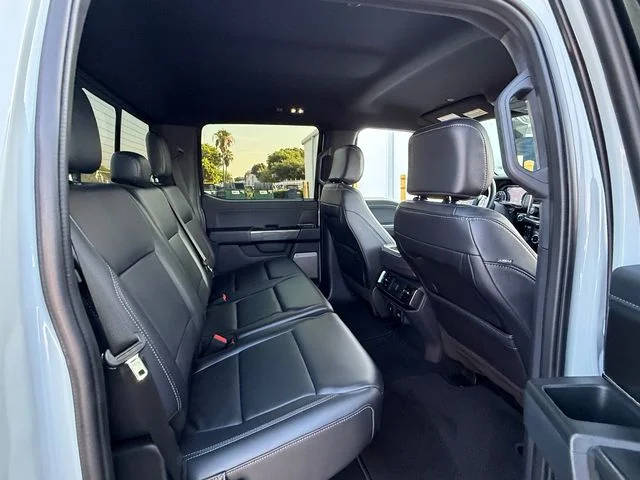 Certified Used 2023 Avalanche Ford XLT image 15