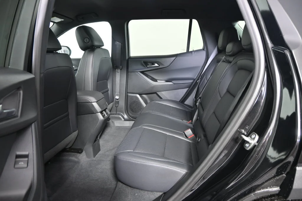 2027 Chevrolet Equinox LT - Photo 17