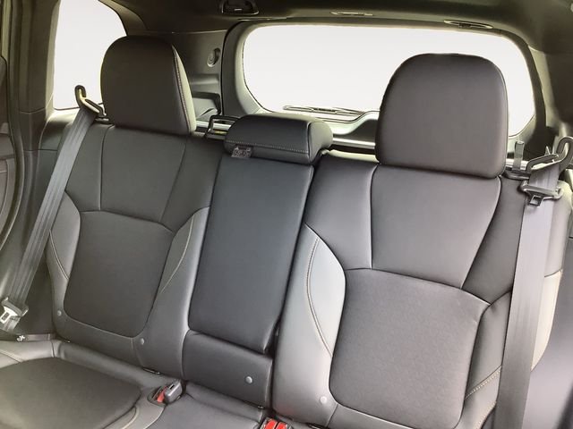New 2026 MAGNETITE GRAY METALLIC Subaru Wilderness image 13