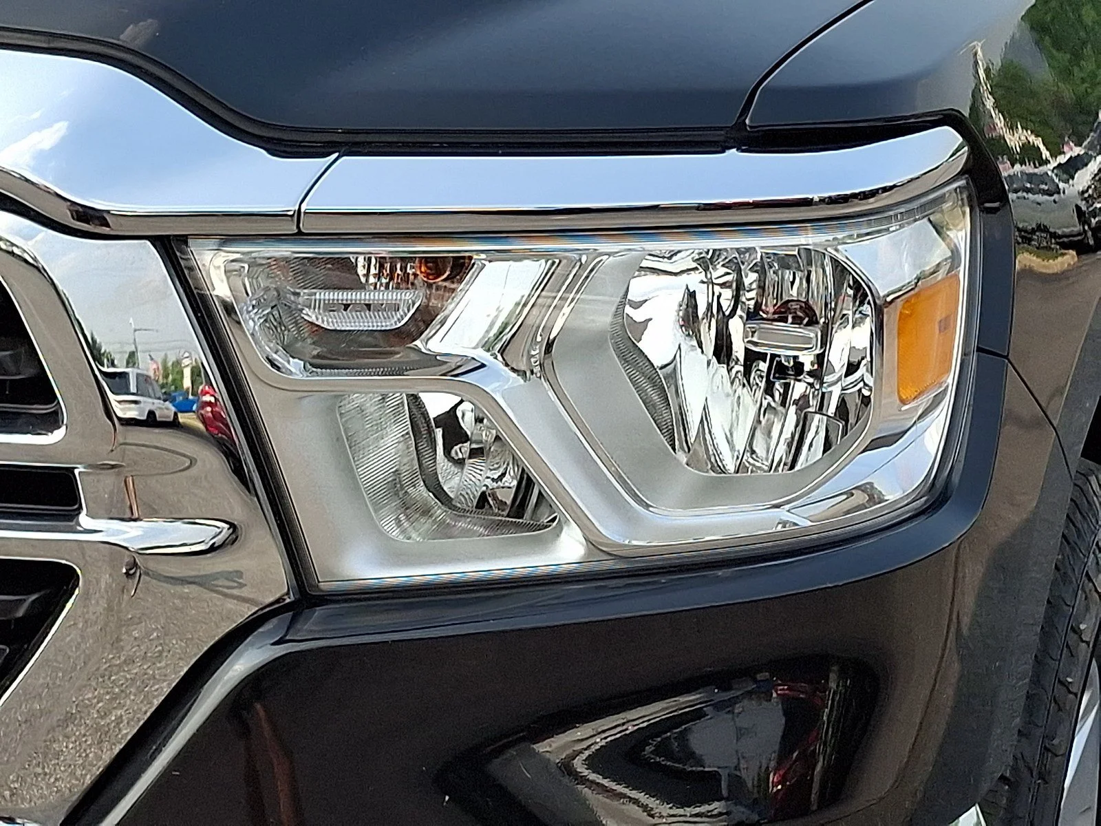 Used 2023 Diamond Black Crystal Pearlcoat Ram Big Horn image 10