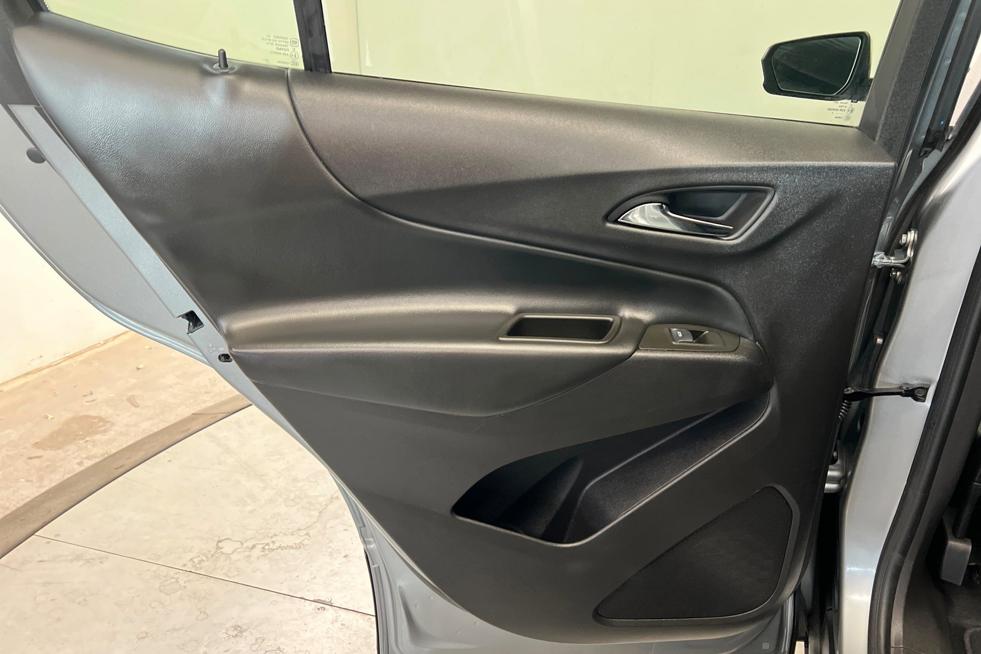 Used 2024 Sterling Gray Metallic Chevrolet LT image 19