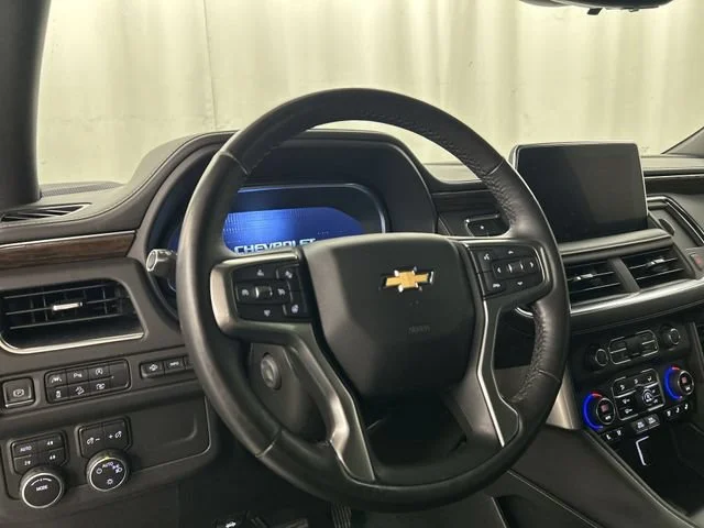 Used 2023 SUMMIT WHITE Chevrolet Premier image 8