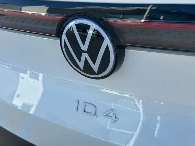 New 2026 Opal White Pearl Volkswagen Pro S image 10