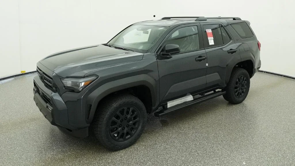 2026 Toyota 4Runner SR5 2WD's photo
