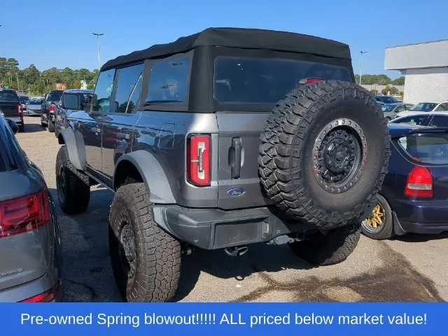 Used 2021 Gray Ford Badlands image 2