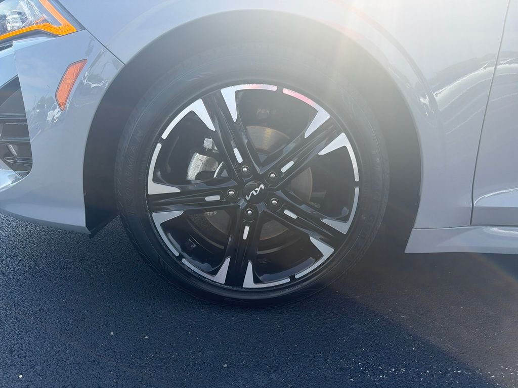Used 2023 Gray Kia GT-Line image 10