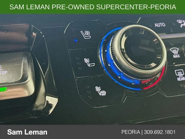 Used 2024 Blue GMC Denali image 21