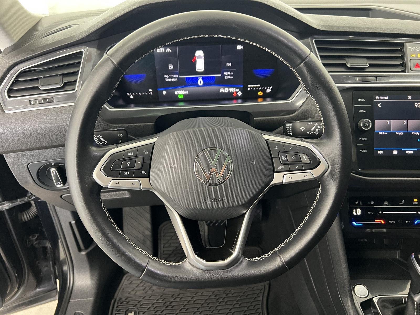 2022 Volkswagen Tiguan SE - Photo 15
