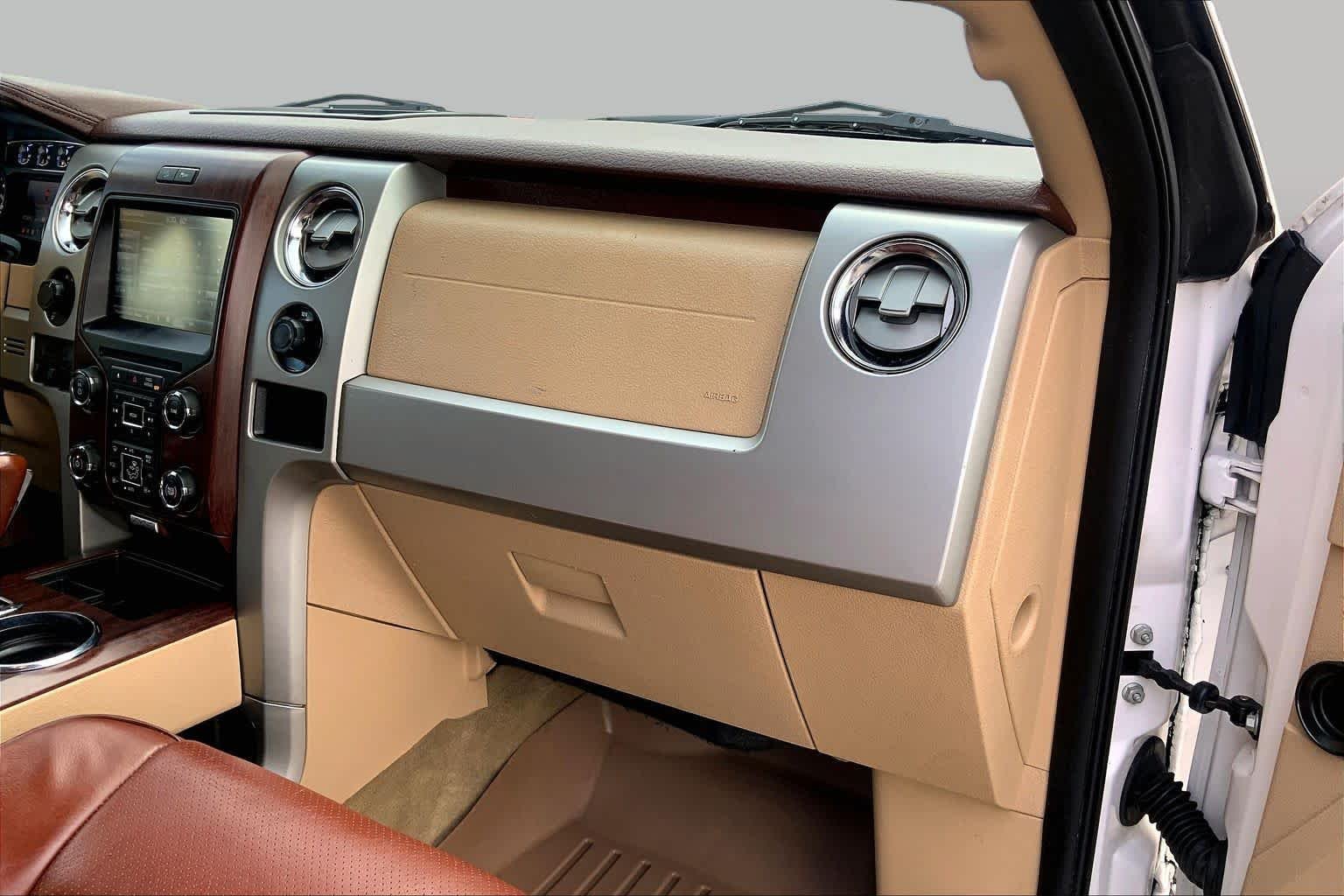 Used 2013 White Platinum Tri-Coat Metallic Ford King Ranch image 18