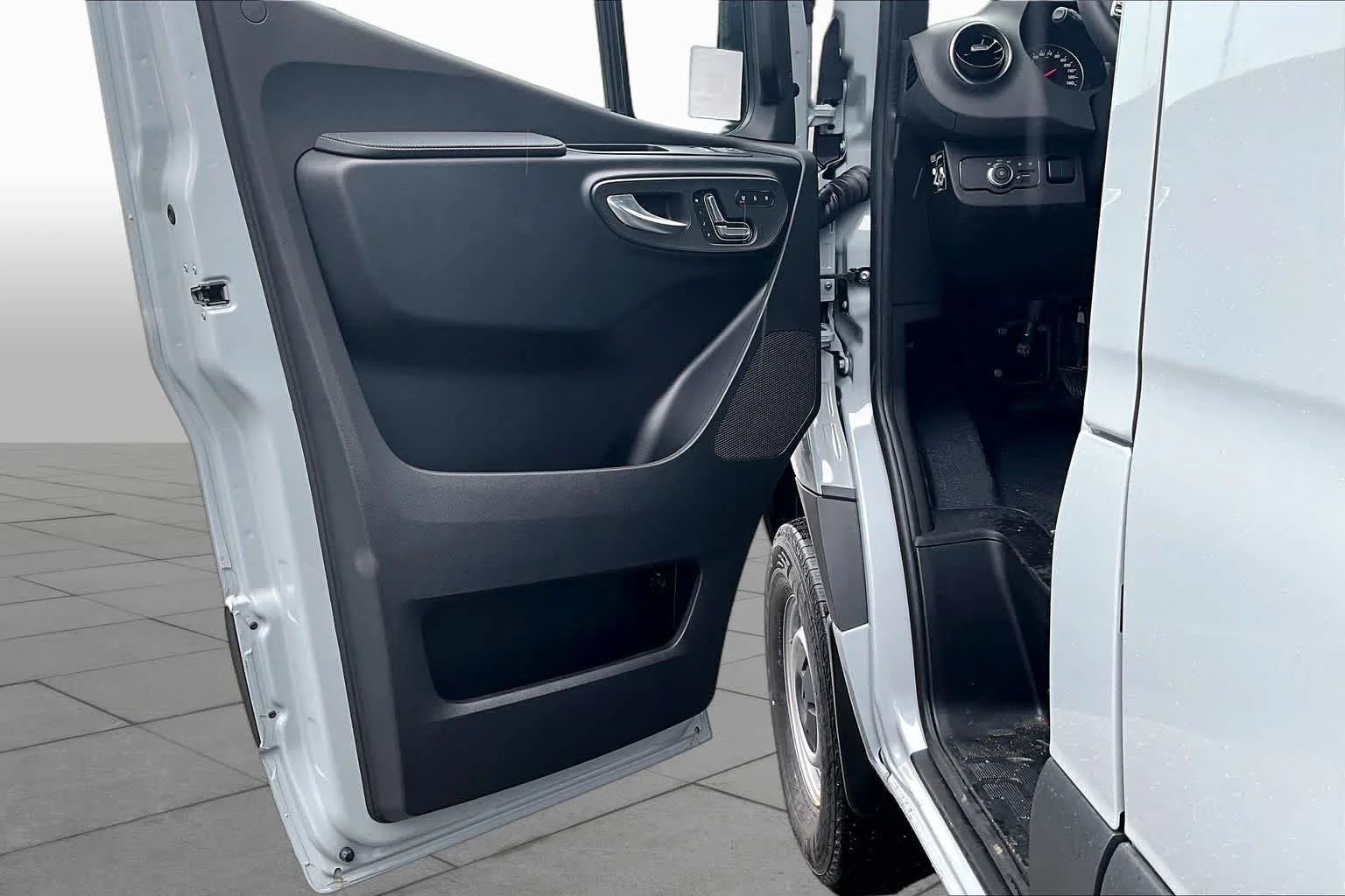 2026 Mercedes-Benz Sprinter Cargo Van Base - Photo 12