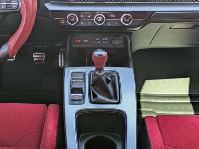 Used 2025 White Honda  image 19