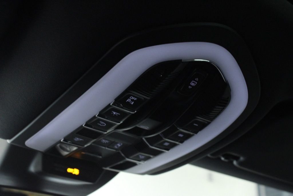Used 2022  Porsche S image 28