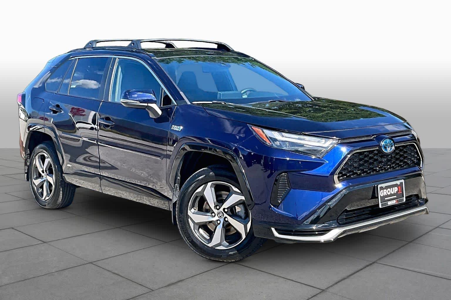 Used 2023 Blueprint Toyota SE image 3