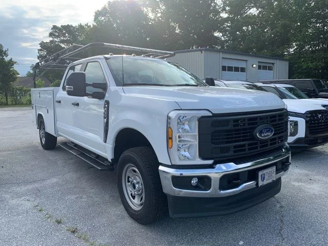 Used 2026 Oxford White Ford XL image 2