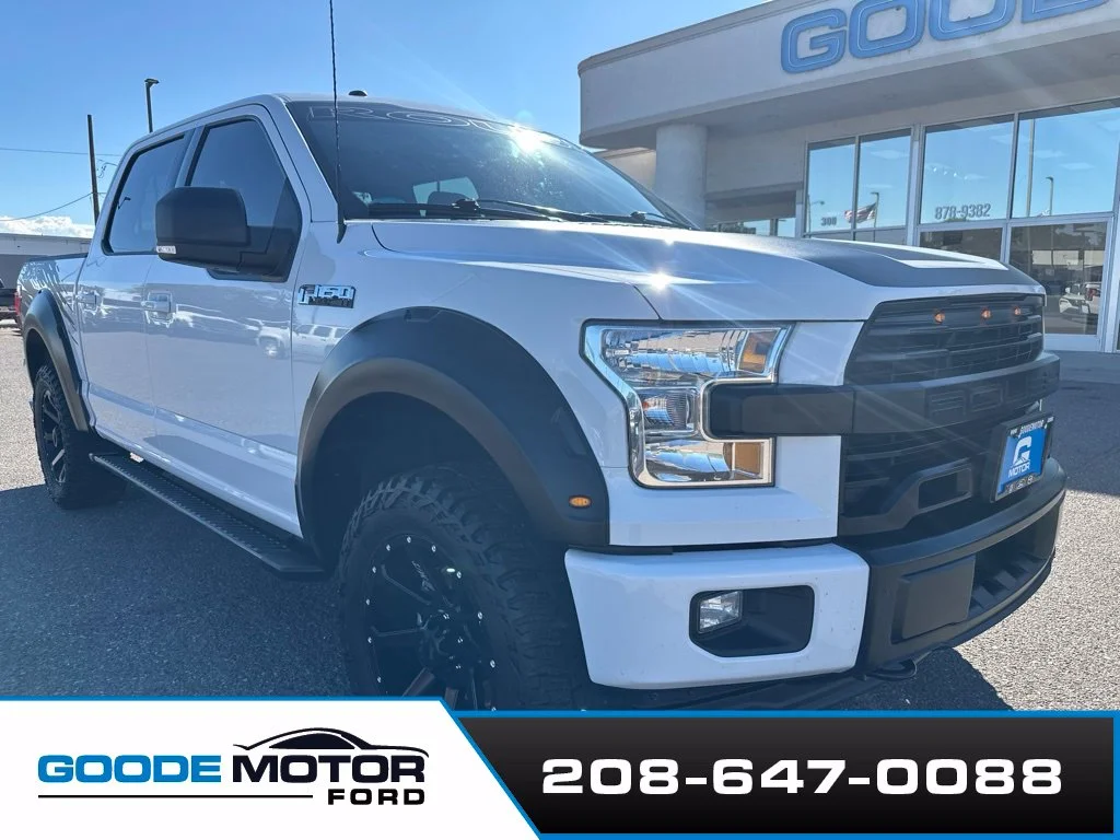 Used 2017 White Ford XLT image 3