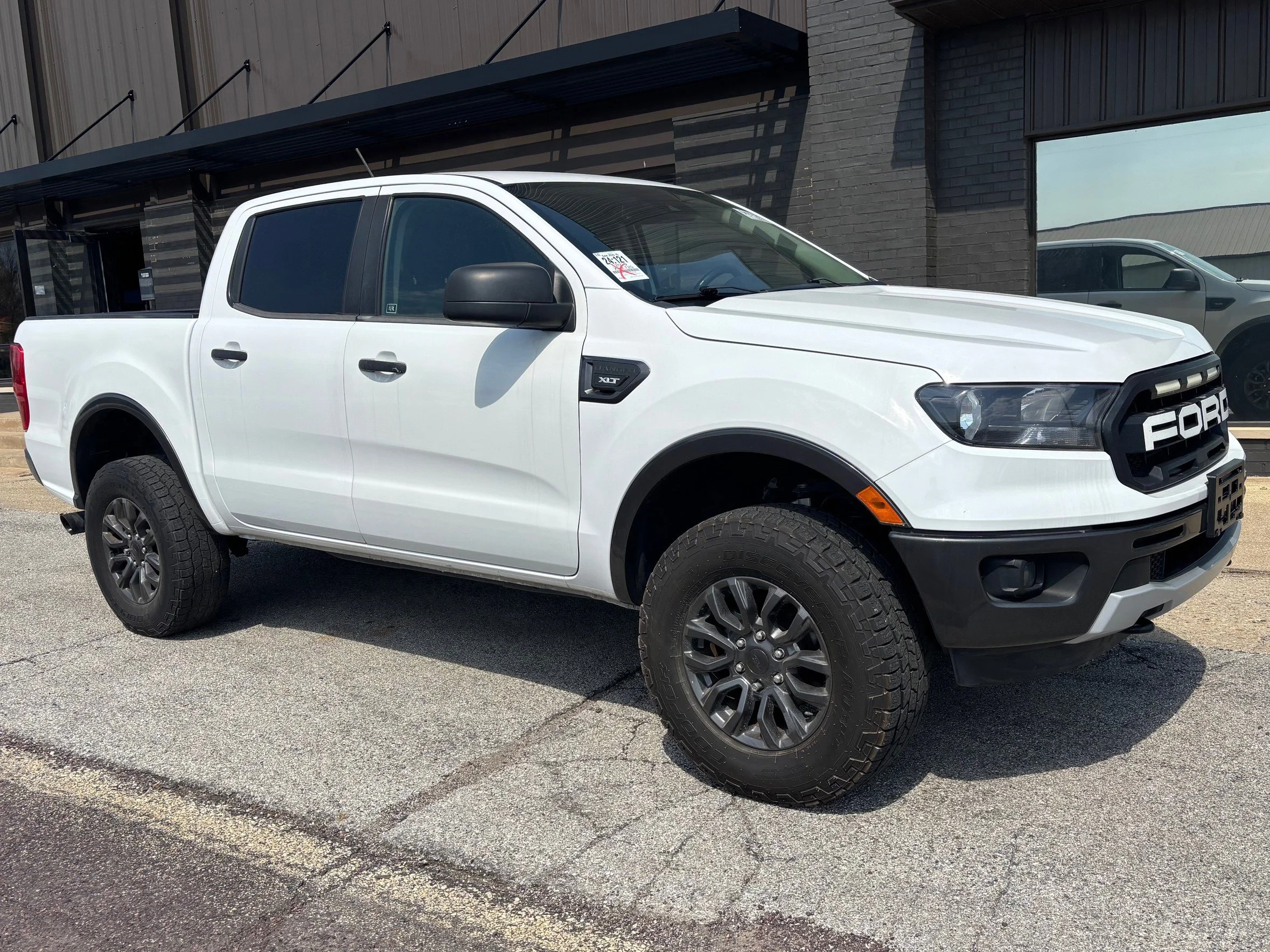 Used 2020 Oxford White Ford XLT image 3