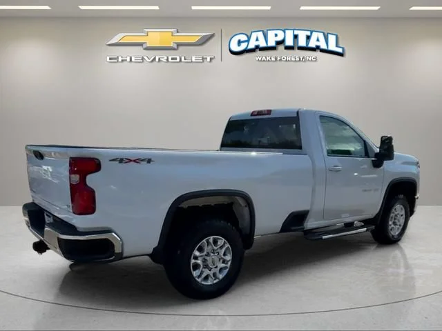 Used 2024 Summit White Chevrolet LT image 7