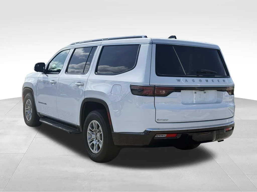 Used 2024 White Jeep Base image 3