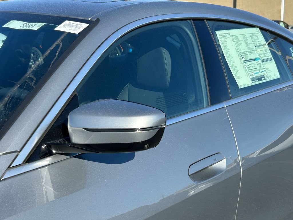 New 2026 Skyscraper Grey Metallic BMW eDrive40 image 10