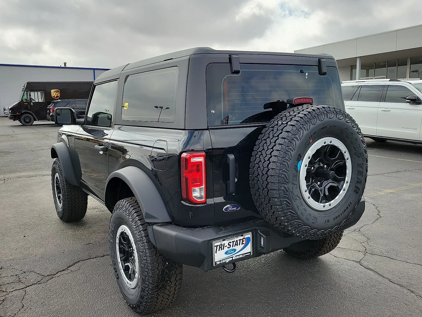 New 2025 Shadow Black Ford Base image 3