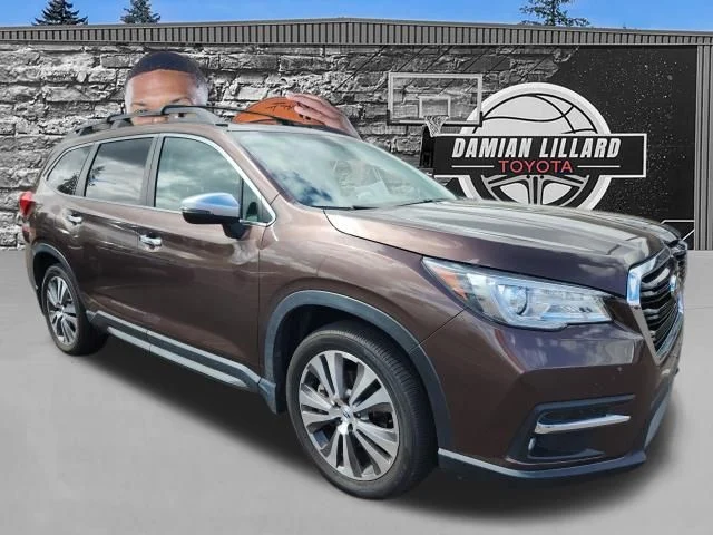 2020 Subaru Ascent Touring's photo