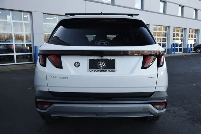 New 2026 White Pearl Hyundai SEL image 3