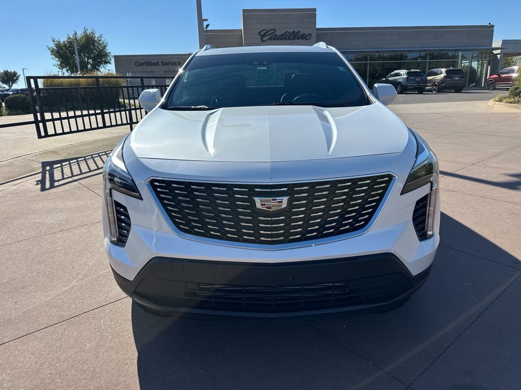 Used 2023 White Cadillac Luxury image 2