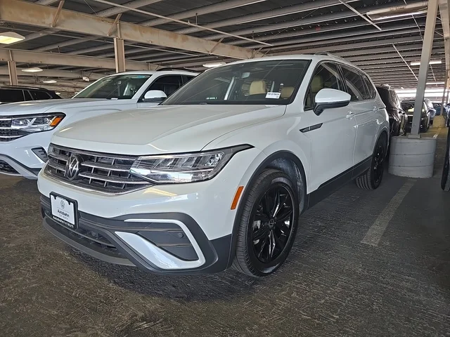 2023 Volkswagen Tiguan 2.0T SE
