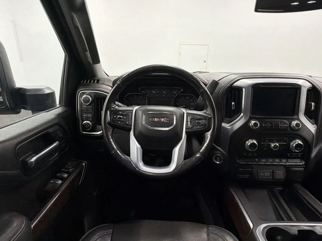 Used 2020 Onyx Black GMC SLT image 30