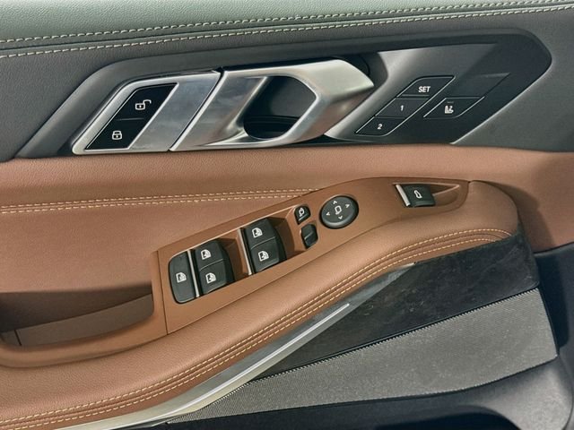 New 2026 Gray Metallic BMW xDrive40i image 18