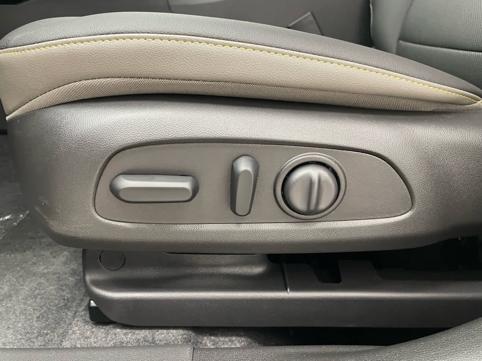 2026 Chevrolet Trax Activ - Photo 10